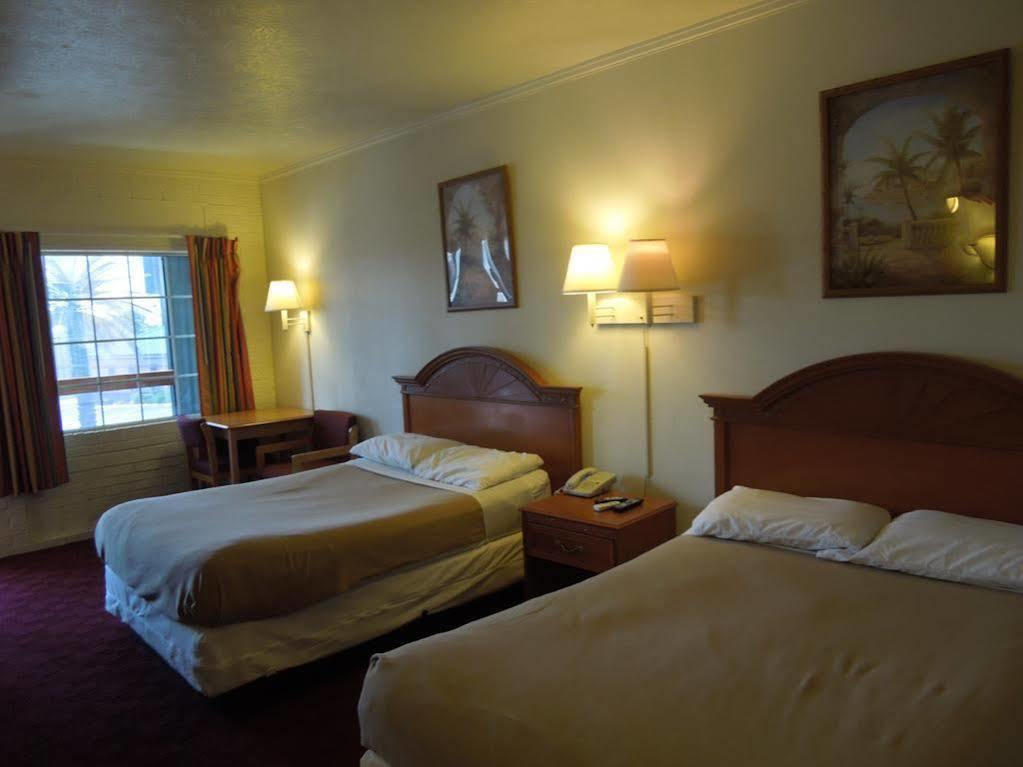 Howard Johnson Florence/ Cincinnati Area Εξωτερικό φωτογραφία